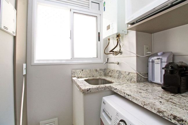 Imagem Apartamento com 2 Quartos à Venda, 52 m² em Santana - Porto Alegre Imagem Apartamento com 2 Quartos à Venda, 52 m² em Santana - Porto Alegre