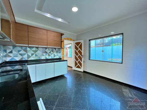 Imagem Casa com 5 Quartos à Venda, 350 m² em Recreio Dos Bandeirantes - Rio De Janeiro Imagem Casa com 5 Quartos à Venda, 350 m² em Recreio Dos Bandeirantes - Rio De Janeiro