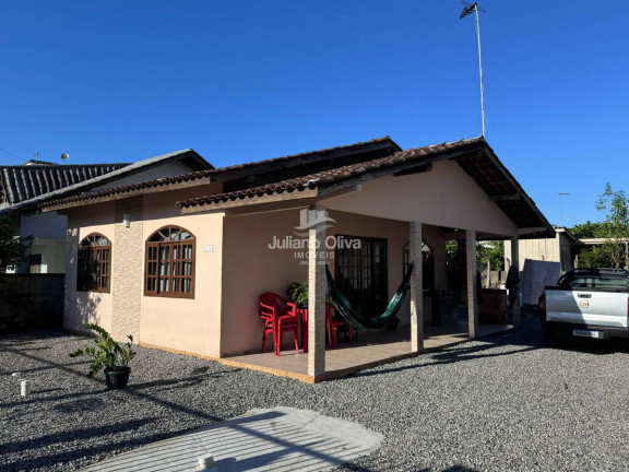 Imagem Casa com 2 Quartos à Venda, 60 m² em Barra Do Sai - Itapoá