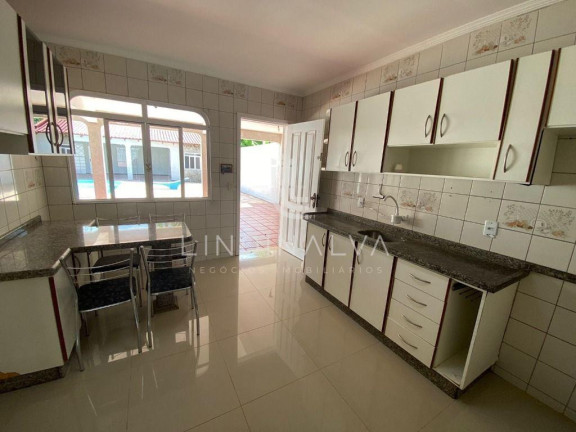 Imagem Casa com 3 Quartos à Venda, 395 m² em Panorama - Foz Do Iguacu Imagem Casa com 3 Quartos à Venda, 395 m² em Panorama - Foz Do Iguacu