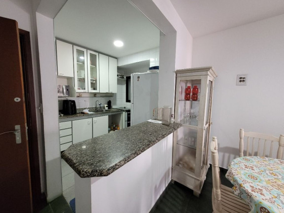 Imagem Apartamento com 2 Quartos à Venda, 72 m² em Tombo - Guarujá
