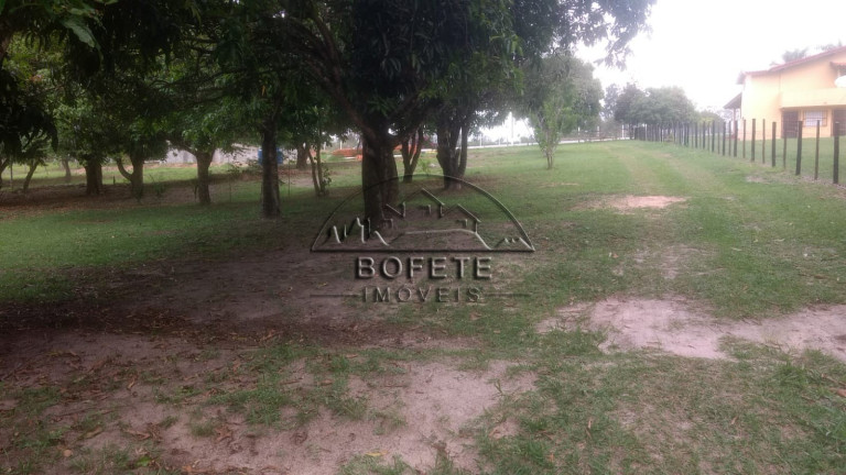 Imagem Imóvel com 1 Quarto à Venda, 10.000 m² em Vale Verde - Bofete Imagem Imóvel com 1 Quarto à Venda, 10.000 m² em Vale Verde - Bofete