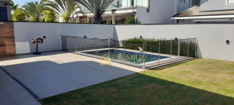 Imagem Sobrado com 4 Quartos à Venda, 250 m² em Costa Nova - Caraguatatuba