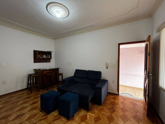 Imagem Casa com 4 Quartos à Venda, 242 m² em Centro - Botucatu