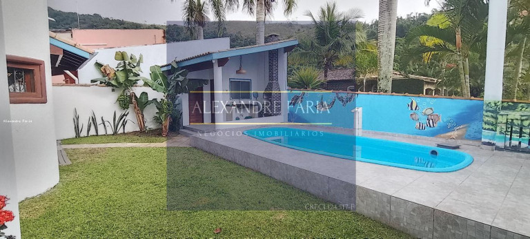 Imagem Casa com 3 Quartos à Venda, 187 m² em Cigarras - São Sebastião Imagem Casa com 3 Quartos à Venda, 187 m² em Cigarras - São Sebastião