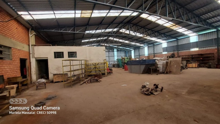 Imóvel Comercial à Venda, 100 m² em Cohab C - Gravataí