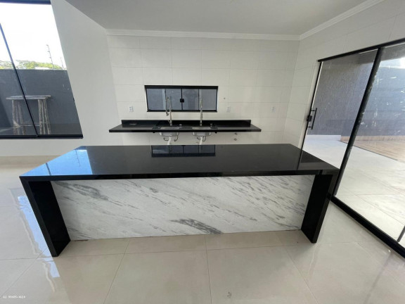 Imagem Casa com 3 Quartos à Venda, 178 m² em Goiânia 2 - Goiânia