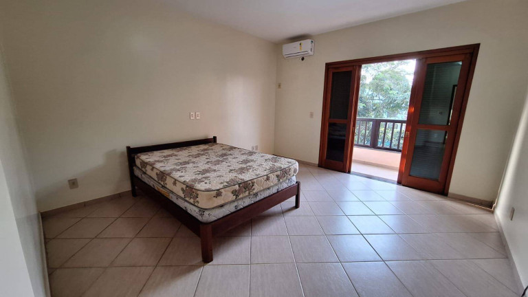 Imagem Casa com 4 Quartos à Venda, 329 m² em Riviera De São Lourenço - Bertioga Imagem Casa com 4 Quartos à Venda, 329 m² em Riviera De São Lourenço - Bertioga
