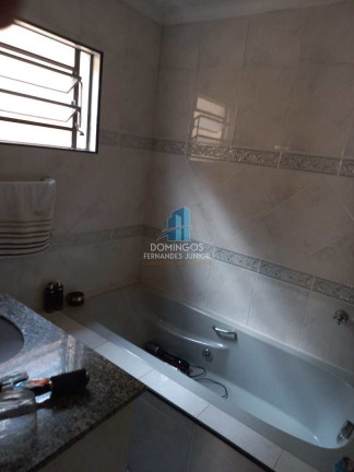 Imagem Casa com 4 Quartos à Venda, 227 m² em Cidade Líder - São Paulo