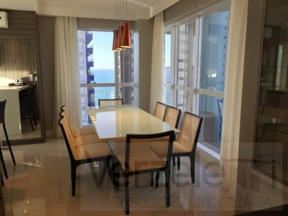 Imagem Apartamento com 3 Quartos à Venda, 136 m² em Centro - Balneário Camboriú Imagem Apartamento com 3 Quartos à Venda, 136 m² em Centro - Balneário Camboriú