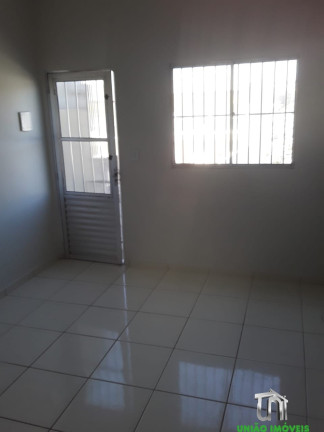 Imagem Casa com 2 Quartos à Venda, 100 m² em Jardim São Miguel - Bragança Paulista Imagem Casa com 2 Quartos à Venda, 100 m² em Jardim São Miguel - Bragança Paulista