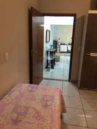 Imagem Casa com 1 Quarto à Venda, 300 m² em Jardim Rosim - Pirassununga Imagem Casa com 1 Quarto à Venda, 300 m² em Jardim Rosim - Pirassununga