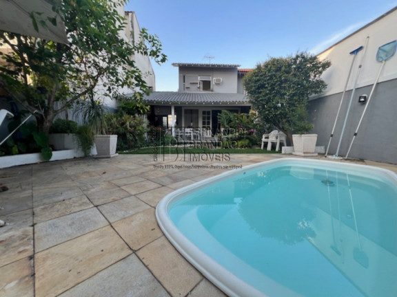 Imagem Casa com 4 Quartos à Venda, 280 m² em Barra Da Tijuca - Rio De Janeiro Imagem Casa com 4 Quartos à Venda, 280 m² em Barra Da Tijuca - Rio De Janeiro