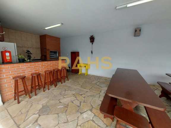 Imagem Casa com 3 Quartos à Venda, 270 m² em Costa E Silva - Joinville