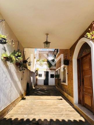Sobrado com 5 Quartos à Venda, 225 m² em Vila Cordeiro - São Paulo