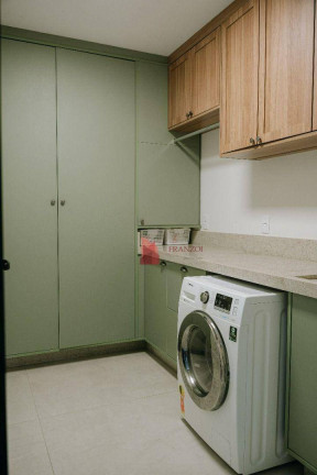 Imagem Casa com 3 Quartos à Venda, 309 m² em Dom Bosco - Itajaí Imagem Casa com 3 Quartos à Venda, 309 m² em Dom Bosco - Itajaí