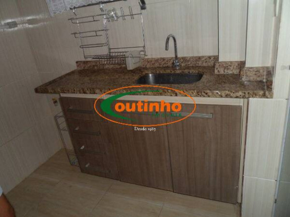 Imagem Apartamento com 2 Quartos à Venda, 49 m² em Tijuca - Rio De Janeiro Imagem Apartamento com 2 Quartos à Venda, 49 m² em Tijuca - Rio De Janeiro