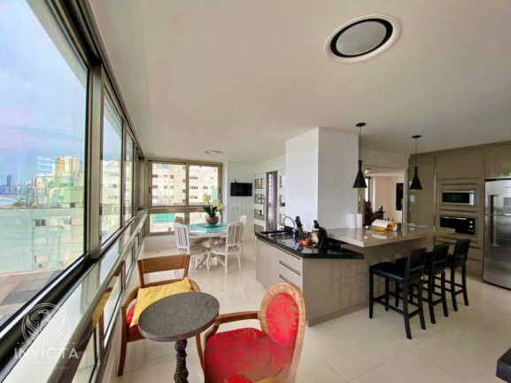 Apartamento com 4 Quartos à Venda, 295 m² em Centro - Balneário Camboriú