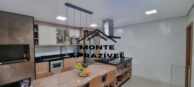 Imagem Casa com 3 Quartos à Venda, 385 m² em Jardim Do Bosque - Suzano