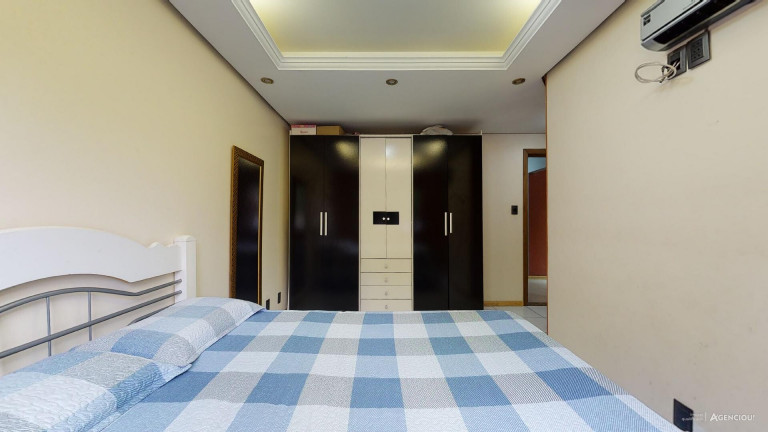 Imagem Casa com 3 Quartos à Venda, 160 m² em Agronomia - Porto Alegre Imagem Casa com 3 Quartos à Venda, 160 m² em Agronomia - Porto Alegre