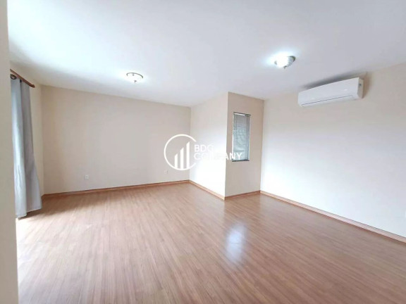 Imagem Sobrado com 3 Quartos à Venda, 195 m² em Alto Da Glória - Irati Imagem Sobrado com 3 Quartos à Venda, 195 m² em Alto Da Glória - Irati