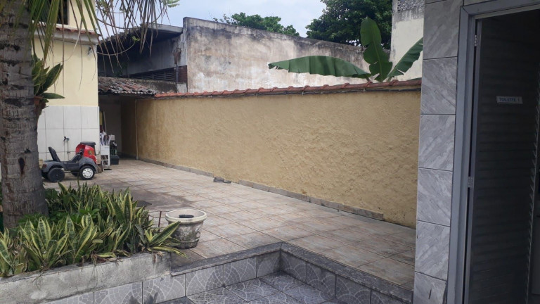 Imagem Imóvel com 3 Quartos à Venda, 150 m² em Senador Vasconcelos - Rio De Janeiro Imagem Imóvel com 3 Quartos à Venda, 150 m² em Senador Vasconcelos - Rio De Janeiro