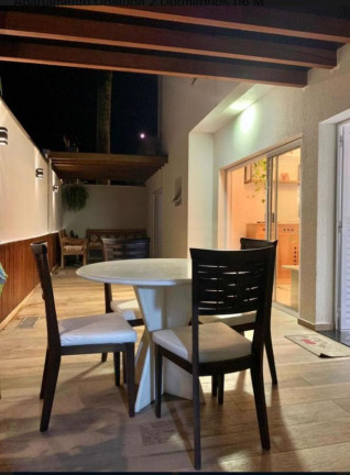 Imagem Apartamento com 2 Quartos à Venda, 116 m² em Centro - Ubatuba