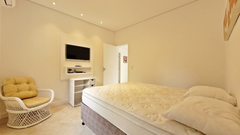 Imagem Imóvel com 5 Quartos à Venda, 552 m² em Riviera - Bertioga Imagem Imóvel com 5 Quartos à Venda, 552 m² em Riviera - Bertioga