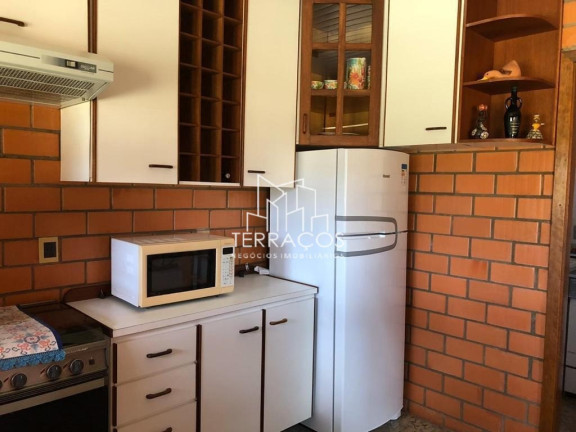 Imagem Imóvel com 3 Quartos à Venda, 250 m² em Medeiros - Jundiaí Imagem Imóvel com 3 Quartos à Venda, 250 m² em Medeiros - Jundiaí