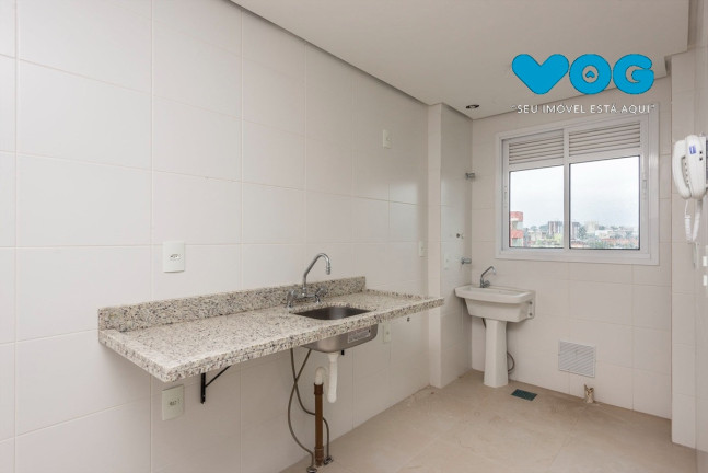 Imagem Imóvel com 2 Quartos à Venda, 66 m² em Jardim Do Salso - Porto Alegre