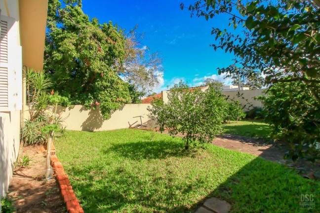 Imagem Casa com 3 Quartos à Venda, 139 m² em Ipanema - Porto Alegre Imagem Casa com 3 Quartos à Venda, 139 m² em Ipanema - Porto Alegre