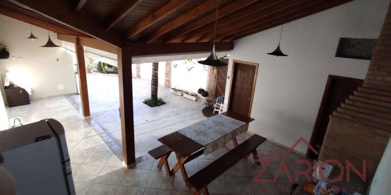 Imagem Casa com 3 Quartos à Venda, 330 m² em Campos Elíseos - Taubaté