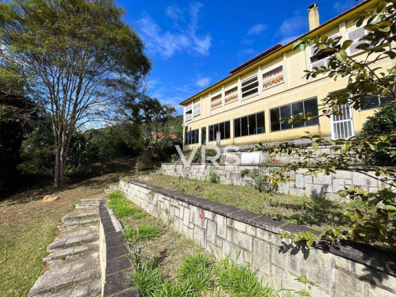 Imagem Casa com 6 Quartos à Venda, 375 m² em Golfe - Teresópolis Imagem Casa com 6 Quartos à Venda, 375 m² em Golfe - Teresópolis