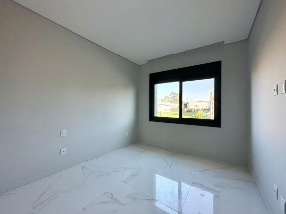 Imagem Casa com 4 Quartos à Venda, 195 m² em -- - Capao Da Canoa
