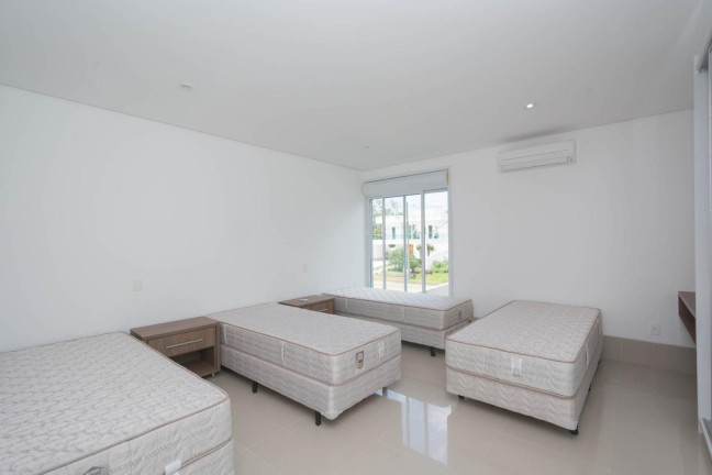 Imagem Casa com 4 Quartos à Venda, 360 m² em Riviera Módulo 24 - Bertioga Imagem Casa com 4 Quartos à Venda, 360 m² em Riviera Módulo 24 - Bertioga