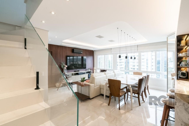 Imagem Cobertura com 3 Quartos à Venda, 231 m² em Petrópolis - Porto Alegre Imagem Cobertura com 3 Quartos à Venda, 231 m² em Petrópolis - Porto Alegre
