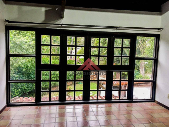 Imagem Casa com 6 Quartos à Venda, 264 m² em Maria Paula - Niterói Imagem Casa com 6 Quartos à Venda, 264 m² em Maria Paula - Niterói