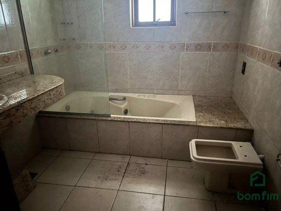 Imagem Casa com 4 Quartos à Venda, 150 m² em Jardim Do Salso - Porto Alegre Imagem Casa com 4 Quartos à Venda, 150 m² em Jardim Do Salso - Porto Alegre