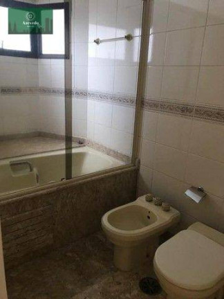 Imagem Apartamento com 3 Quartos à Venda, 200 m² em Vila Rosália - Guarulhos
