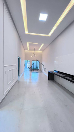 Imagem Casa com 3 Quartos à Venda, 225 m² em Setor Santos Dumont - Goiânia Imagem Casa com 3 Quartos à Venda, 225 m² em Setor Santos Dumont - Goiânia