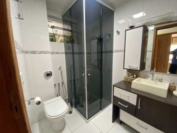 Imagem Imóvel com 2 Quartos à Venda, 77 m² em Higienópolis - Porto Alegre Imagem Imóvel com 2 Quartos à Venda, 77 m² em Higienópolis - Porto Alegre
