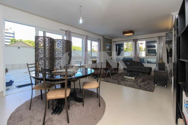 Imagem Apartamento com 2 Quartos à Venda, 246 m² em Higienópolis - Porto Alegre Imagem Apartamento com 2 Quartos à Venda, 246 m² em Higienópolis - Porto Alegre
