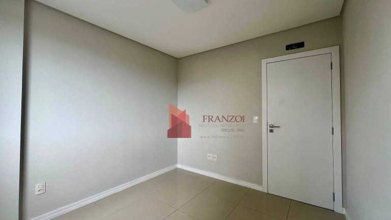 Imagem Apartamento com 3 Quartos à Venda, 103 m² em Centro - Itajaí Imagem Apartamento com 3 Quartos à Venda, 103 m² em Centro - Itajaí