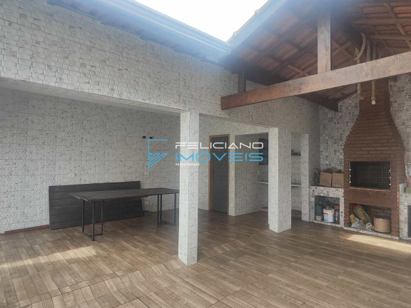 Imagem Casa com 3 Quartos à Venda, 180 m² em Real - Praia Grande Imagem Casa com 3 Quartos à Venda, 180 m² em Real - Praia Grande