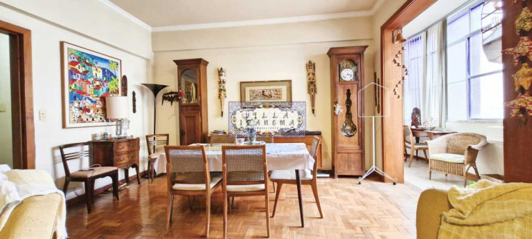 Imagem Apartamento com 3 Quartos à Venda, 114 m² em Leme - Rio De Janeiro Imagem Apartamento com 3 Quartos à Venda, 114 m² em Leme - Rio De Janeiro