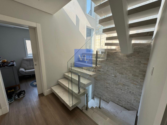 Imagem Casa com 3 Quartos à Venda, 200 m² em Cachoeira - Curitiba Imagem Casa com 3 Quartos à Venda, 200 m² em Cachoeira - Curitiba