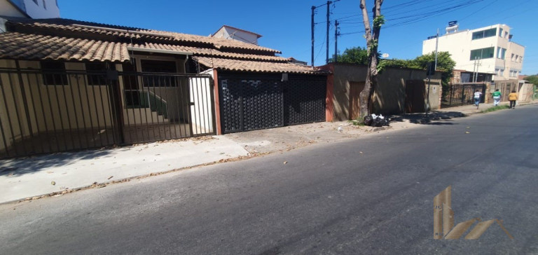 Imagem Casa com 3 Quartos à Venda, 105 m² em Sinimbu - Belo Horizonte Imagem Casa com 3 Quartos à Venda, 105 m² em Sinimbu - Belo Horizonte
