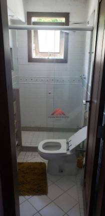 Imagem Casa com 3 Quartos à Venda, 400 m² em Piratininga - Niterói Imagem Casa com 3 Quartos à Venda, 400 m² em Piratininga - Niterói