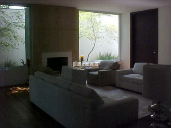Imagem Casa com 3 Quartos à Venda, 900 m² em Jardim América - São Paulo Imagem Casa com 3 Quartos à Venda, 900 m² em Jardim América - São Paulo