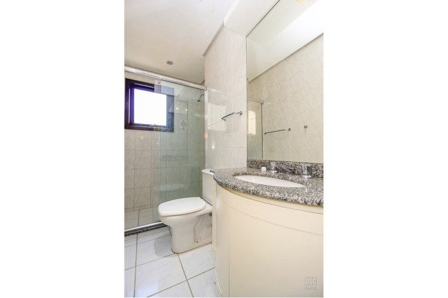 Imagem Apartamento com 3 Quartos à Venda, 137 m² em Petrópolis - Porto Alegre Imagem Apartamento com 3 Quartos à Venda, 137 m² em Petrópolis - Porto Alegre